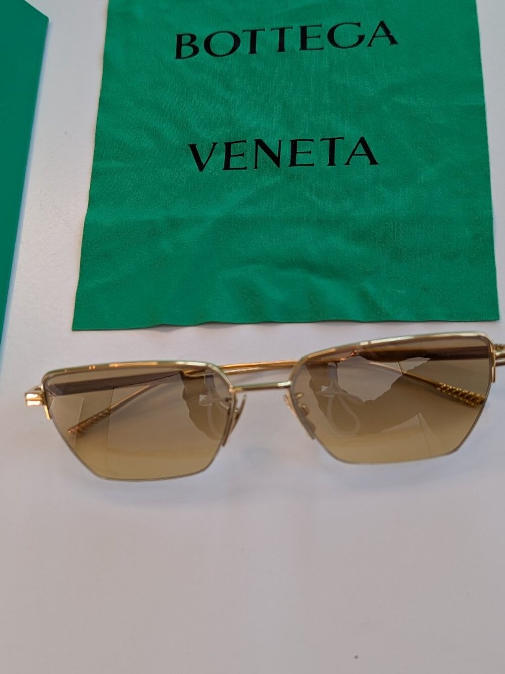 Bottega Veneta Square Rectangle Sunglasses - Gold Brown
